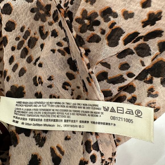 Intimately Free People Womens Animal Print Sleepin in Shirt XS Tan Oversized NWT - Picture 6 of 6